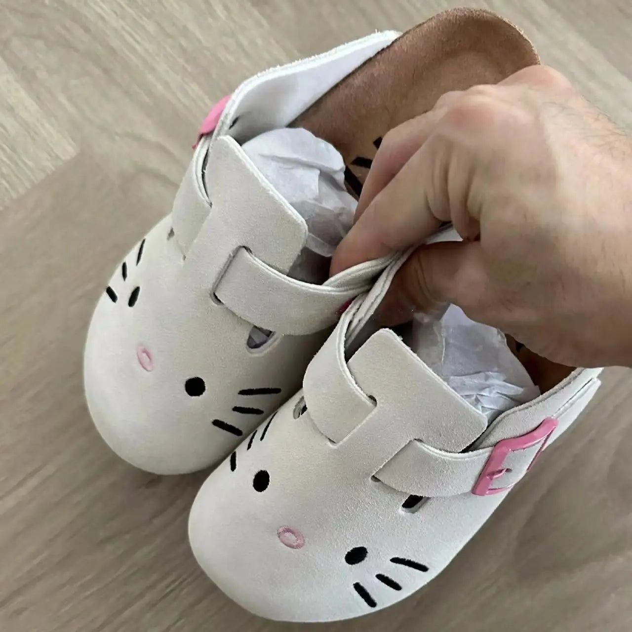 Hello Kitty Cat Kawaii Anime Slippers Summer Female New Thick Sole Flat Shoes Sweet Cartoon Outdoor Anti Slip Slippers