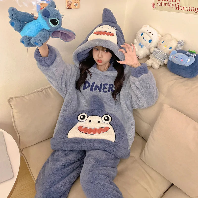 Crayon Shin-Chan Winter Pajama Set Thickened Coral Velvet Hooded Pajamas Set Cartoon Couple Style Pajama Set Holiday Gift Toy