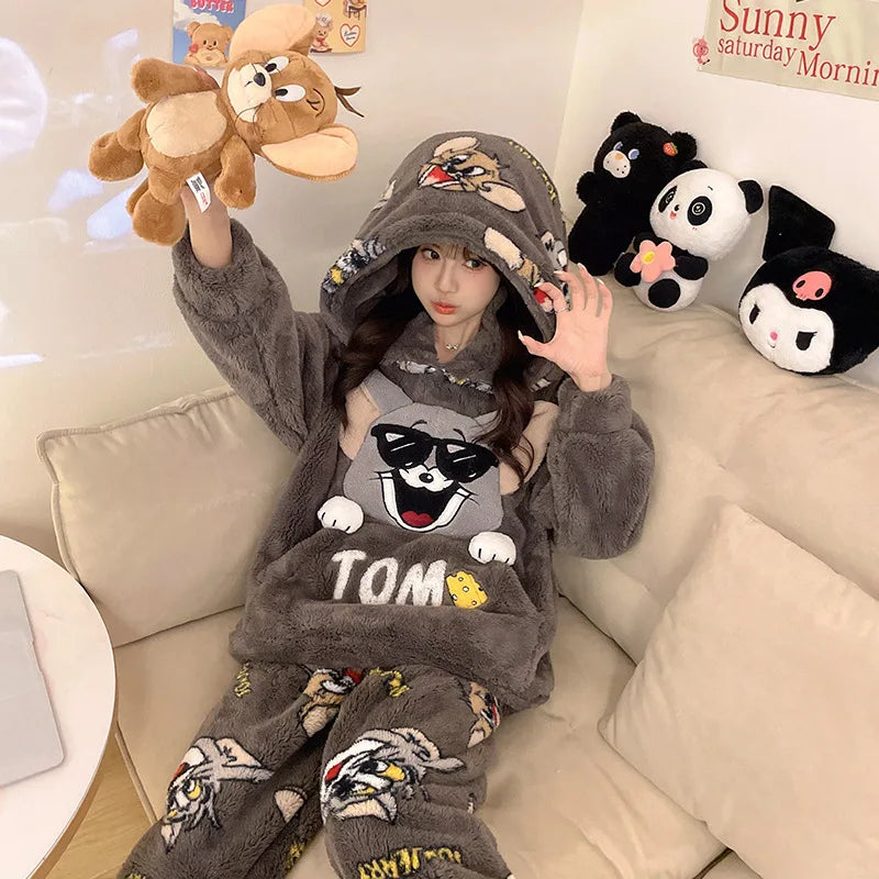 Crayon Shin-Chan Winter Pajama Set Thickened Coral Velvet Hooded Pajamas Set Cartoon Couple Style Pajama Set Holiday Gift Toy