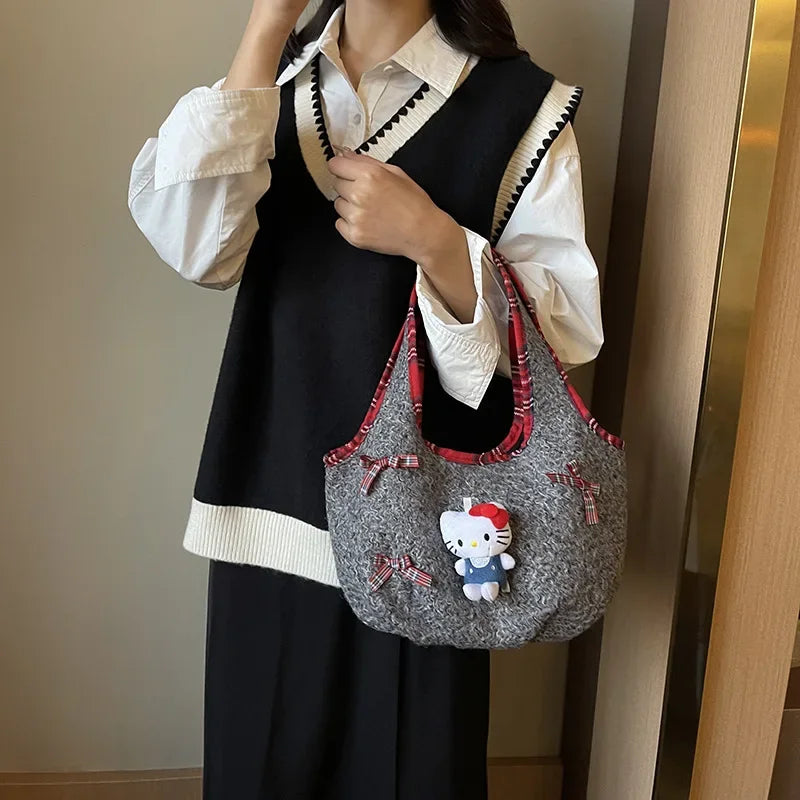 Handheld Hello Kitty Cartoon Bucket Bag for Girls Retro Fashion Trendy Lamb Wool Single Shoulder 2024 Winter New Style Premium