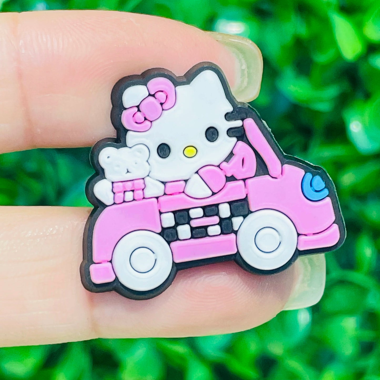 Hot Sales 1-15pcs Hello Kitty PVC Adorable Shoes Buckle Charms Kids Sandals Decorations Fit Birthday Gifts