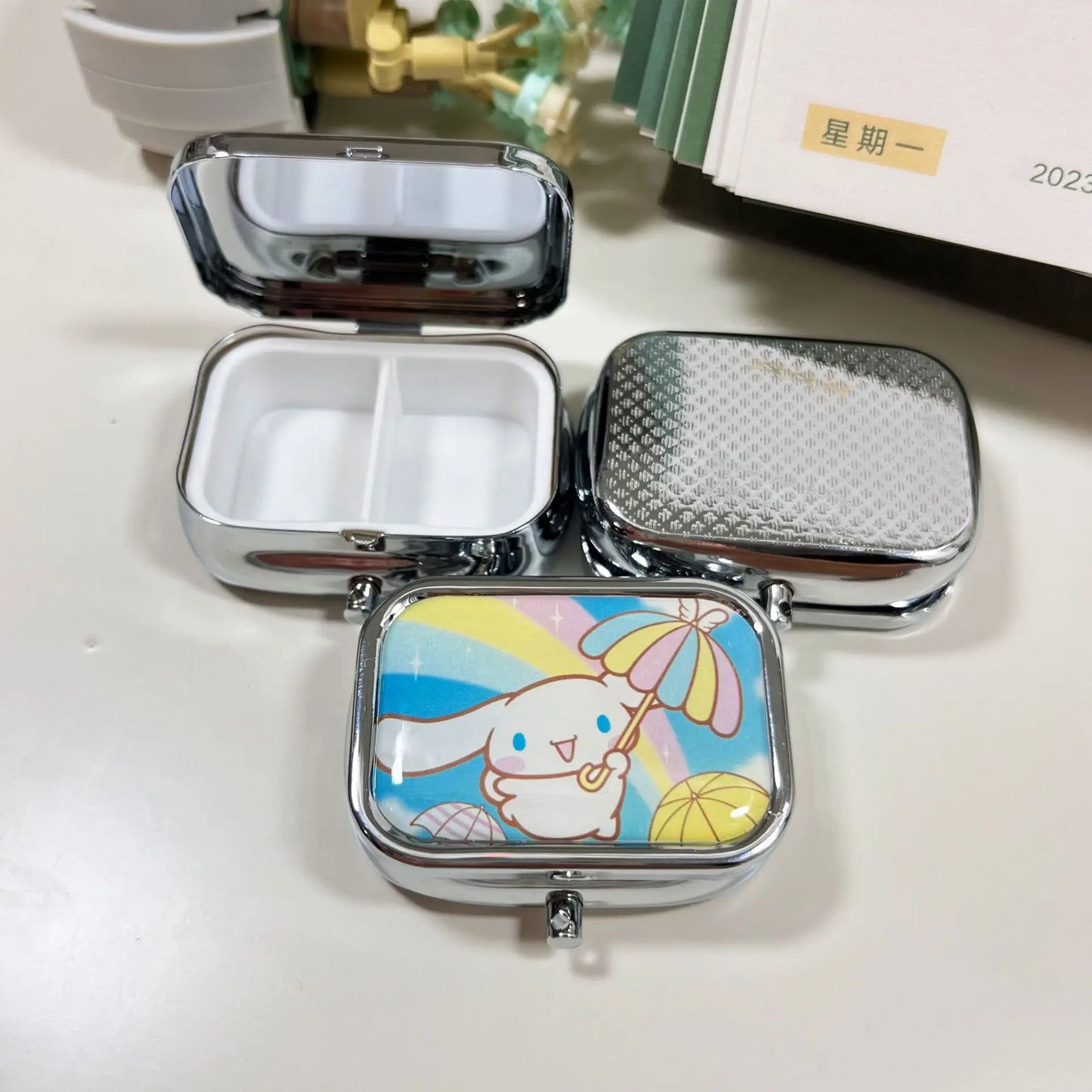 Hello Kitty Pill Case Anime Kuromi My Melody HD Mirror Subpackage Box Portable Travel Multi-Function Jewelry Storage Gift