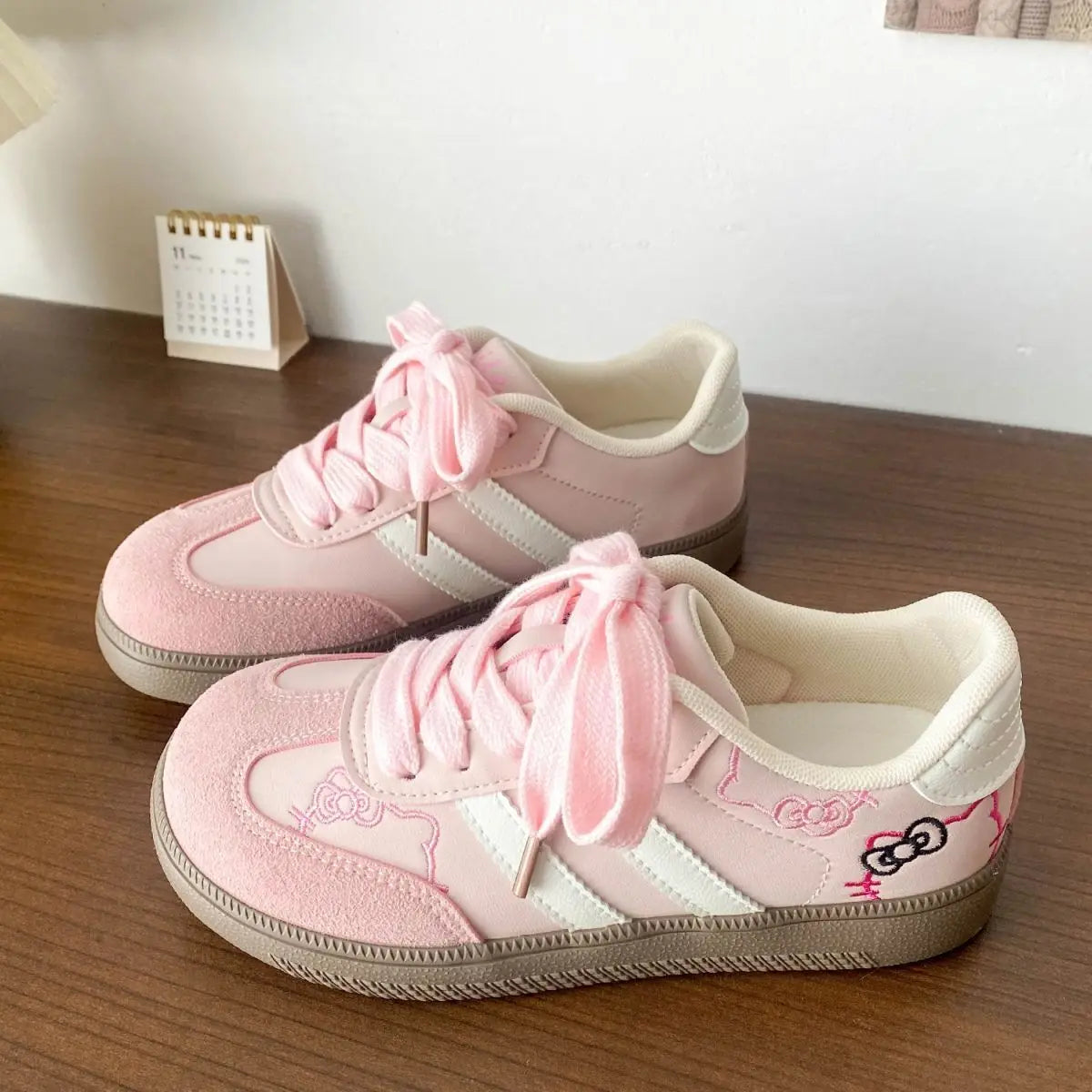 Hello Kitty Cute Pink Thick Soled Sneakers Women Spring New Niche Design Casual Shoes Korean Version Fashion Board Shoes