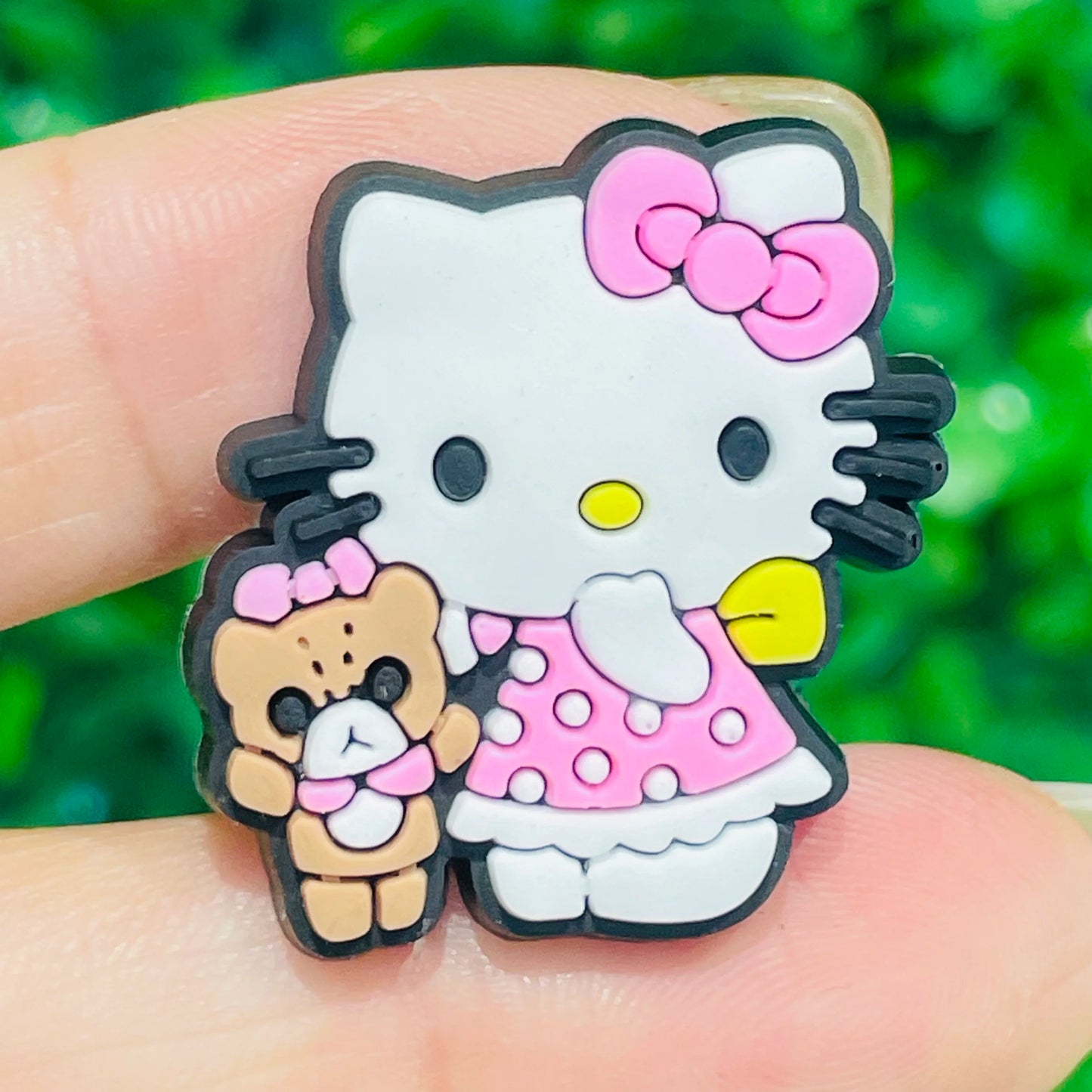 Hot Sales 1-15pcs Hello Kitty PVC Adorable Shoes Buckle Charms Kids Sandals Decorations Fit Birthday Gifts